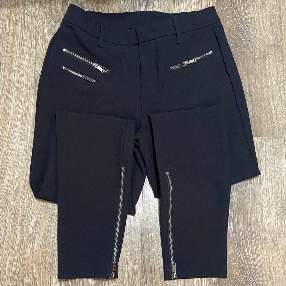 GAP Black Leggings - Picture 3 of 7
